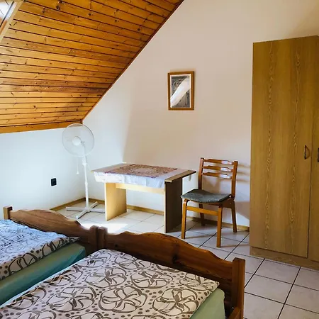 Aligvar Vendeghaz Ferienhaus Salfold