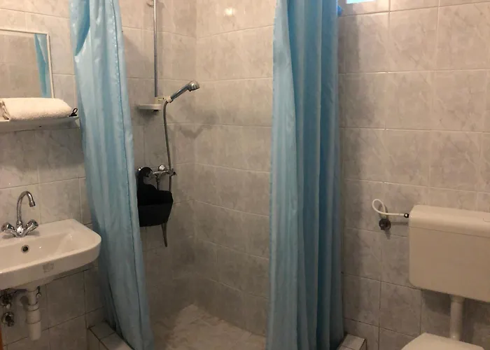 Aligvar Vendeghaz * Salfold