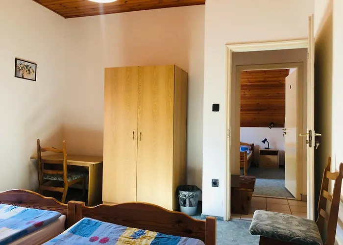 Aligvar Vendeghaz * Salfold